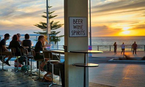 NINE 50 Restaurant & Bar - Accommodation Gladstone 1