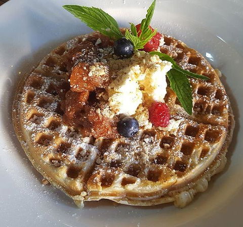 Top Pub Bistro - Accommodation Gladstone 2
