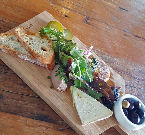 Top Pub Bistro - Accommodation Gladstone 8
