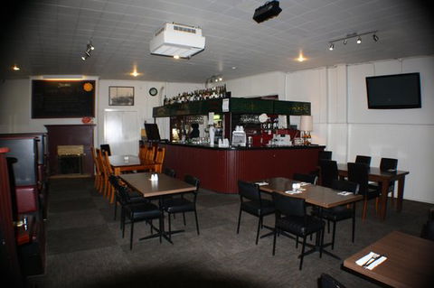 Rose Of Australia - Accommodation Gladstone 0