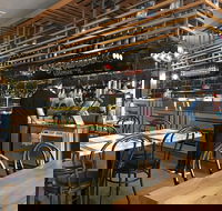 The Groove Lounge - Accommodation Gladstone