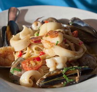 Fig  Olive - Accommodation Gladstone