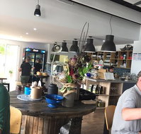 Food Co on Franklin - Accommodation Gladstone