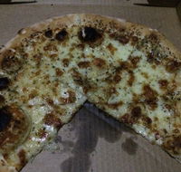 Gusto Wood Fired Pizza - Accommodation Gladstone
