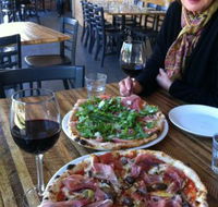 Bastoni Pizzeria