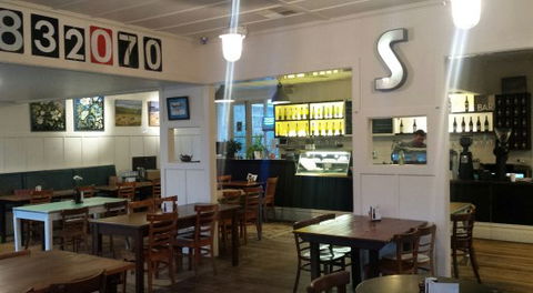 Somers General Store - Accommodation Gladstone 0