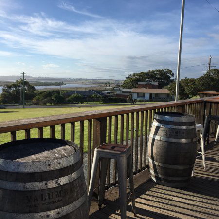The Marlo Hotel - Accommodation Gladstone 0
