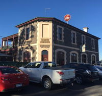Coach and Horses Inn - Accommodation Gladstone