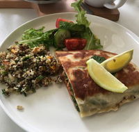 Garden n Table - Accommodation Gladstone