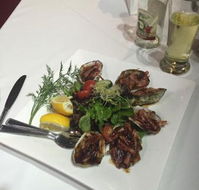 Johno Madden Bar and Grill - Accommodation Gladstone