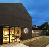 Radius Bar and Grill - Accommodation Gladstone