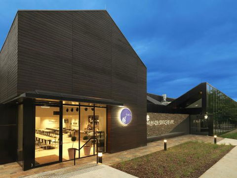 Radius Bar And Grill - Accommodation Gladstone 0