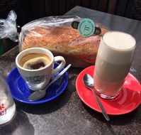The Loaf  Lounge - Accommodation Gladstone