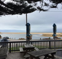 The WaterWheel Tavern - Accommodation Gladstone