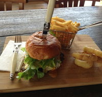 Doc Yarrum Cafe - Accommodation Gladstone