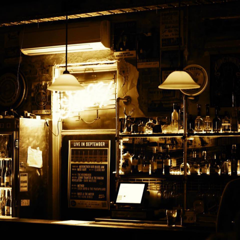 The Stag & Hunter Hotel - Accommodation Gladstone 0