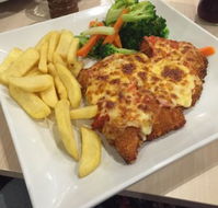 The Grove Brasserie  Grill - Accommodation Gladstone