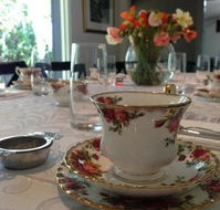 The House of Herbs and Roses - Accommodation Gladstone