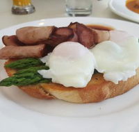 Hughzies Lakeside Brasserie