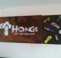 Thongs On The Beach - Accommodation Gladstone
