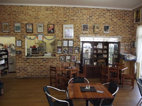 Cafe Fighterworld - Accommodation Gladstone 0