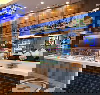 Fish N Chix - Accommodation Gladstone