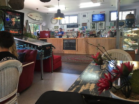 Mac's Homestyle Takeaways - Accommodation Gladstone 0