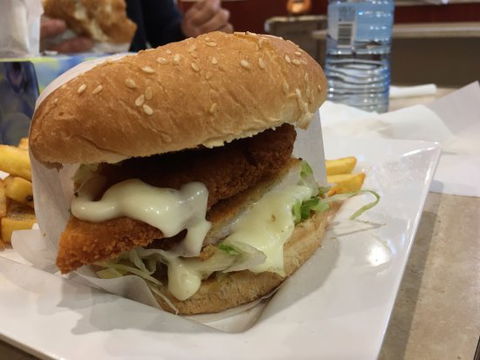 Stan's Takeaway - Accommodation Gladstone 0
