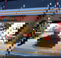 Yeeros Kebab Pizza - Accommodation Gladstone