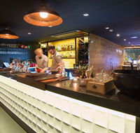 The Oakroom Kitchen and Bar - Accommodation Gladstone