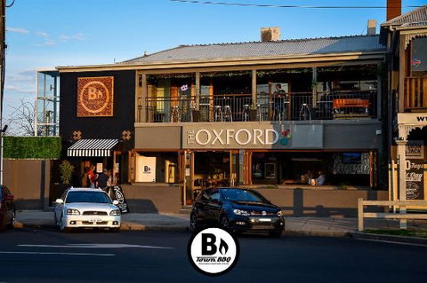 B Town BBQ - Accommodation Gladstone 0
