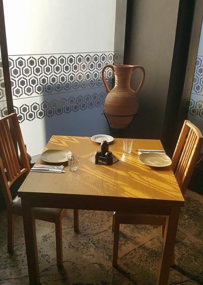 Antiquity Greek Restaurant - Accommodation Gladstone 3