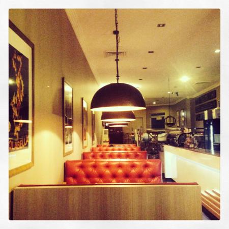 Bella's - Accommodation Gladstone 0