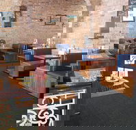 The Australian Cafe - Accommodation Gladstone
