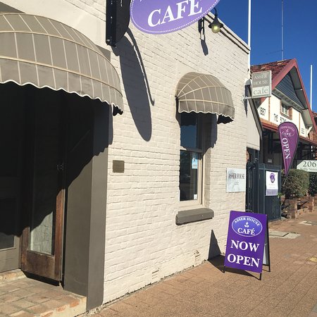 Asser House Cafe - Accommodation Gladstone 0