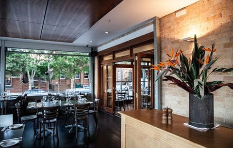 Bangalow Pub - Accommodation Gladstone 0