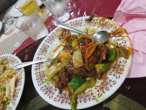 Dragon Court Restaurant - Accommodation Gladstone 0