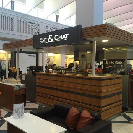 Sit & Chat - Accommodation Gladstone 0