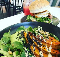 The Pass Cafe - Accommodation Gladstone
