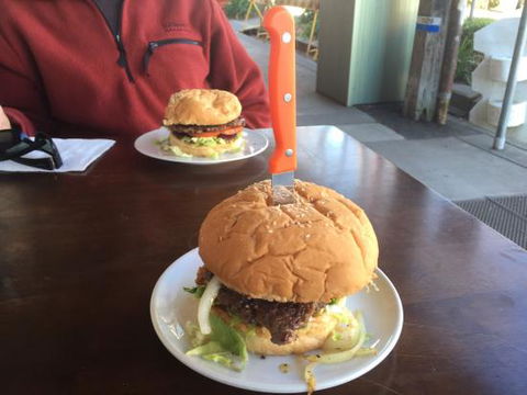 Thunderbolts Cafe & Takeaway - Accommodation Gladstone 0