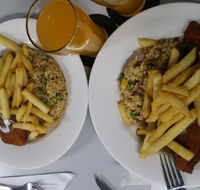 Leeton  District Bowling Club Restaurant - Accommodation Gladstone