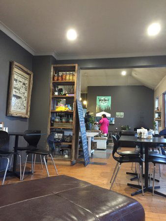 Nest Cinema Cafe Books - Accommodation Gladstone 0