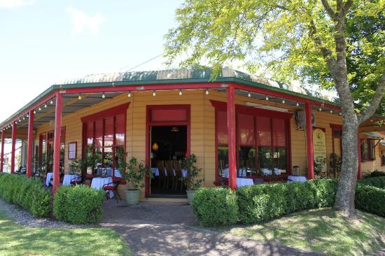 Robertson NSW Accommodation Gladstone