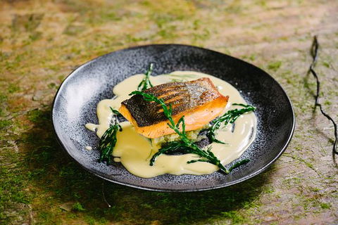The Sitting Duck Restaurant - Accommodation Gladstone 0