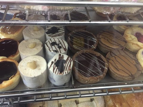 Appin Bakery - Accommodation Gladstone 0