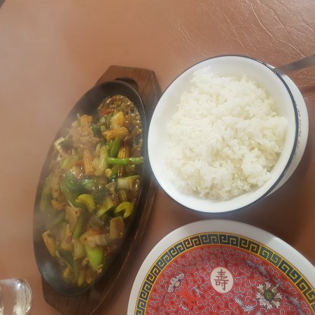 Oriental Restaurant - Accommodation Gladstone 0