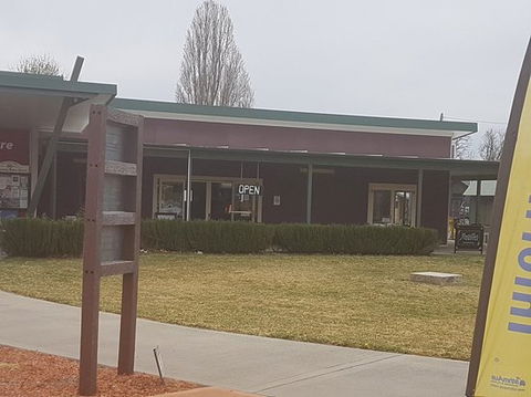 The Gate Cafe - Accommodation Gladstone 0