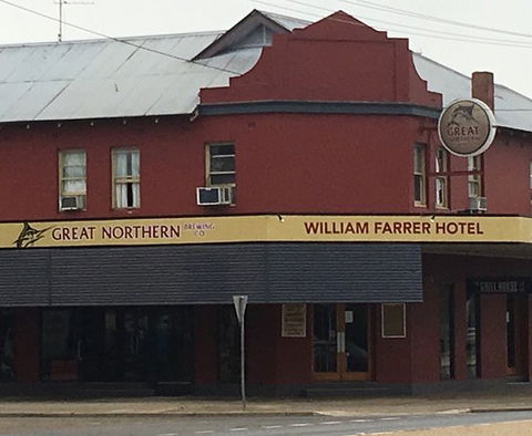 William Farrer Hotel - Accommodation Gladstone 0