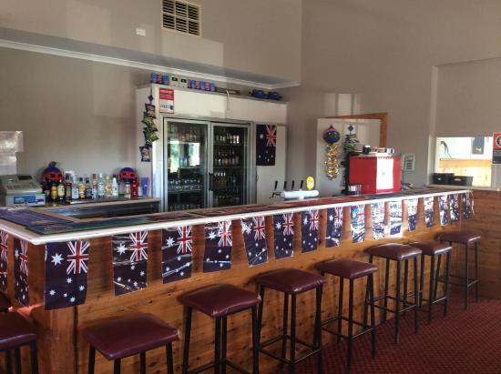 Lake Mundi ACT Accommodation Gladstone