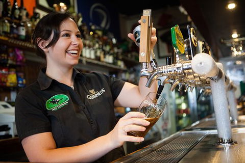 Jack Duggans Irish Pub - Accommodation Gladstone 0